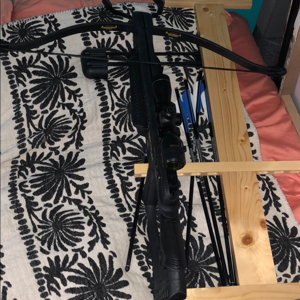 Barnett crossbow never used